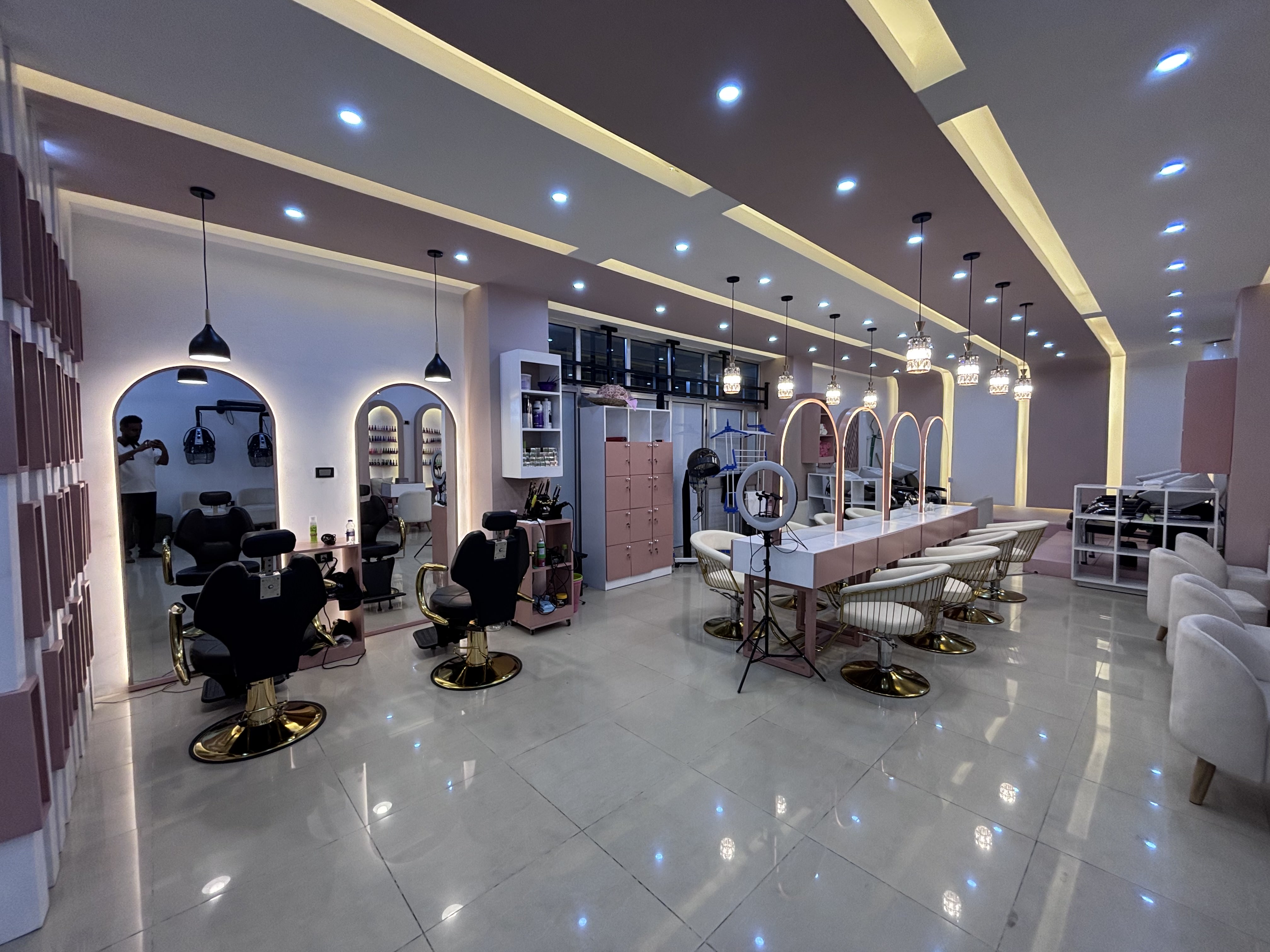 Evana Beauty